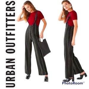 ✨ NWT Urban Outfitters Billie Jumpsuit ✨